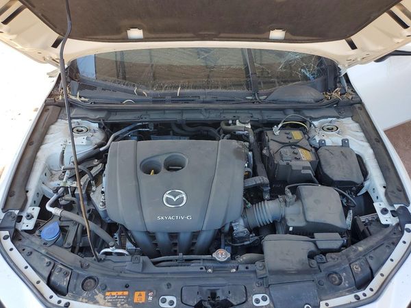 2022 MAZDA 3 Select Package