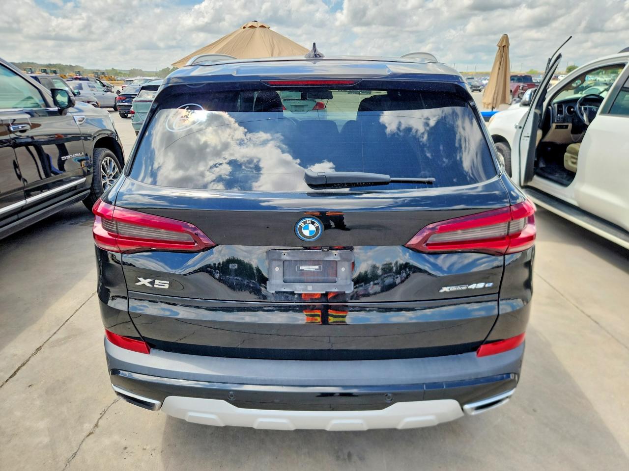 2023 BMW X5 xDrive45e