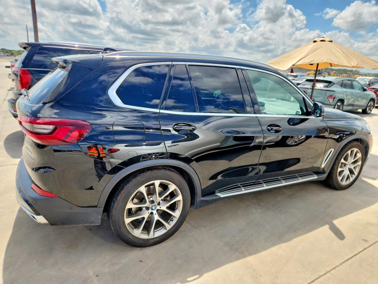 2023 BMW X5 xDrive45e