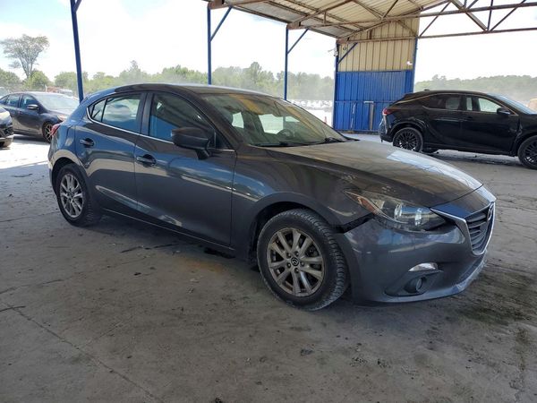 2016 MAZDA 3 SE