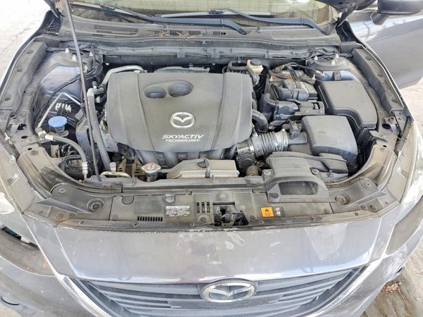 2016 MAZDA 3 SE