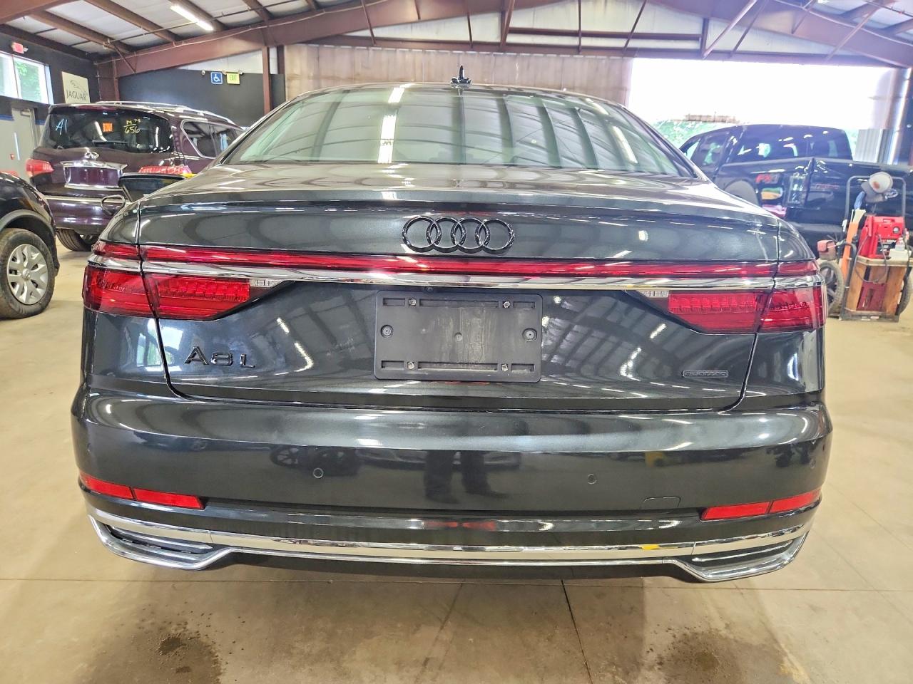 2019 AUDI A8 quattro L