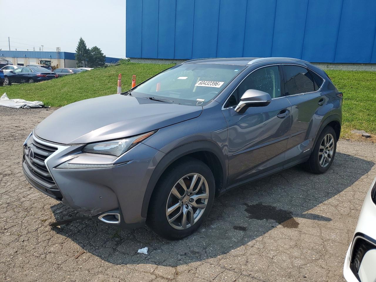 2015 LEXUS NX 300h Luxury