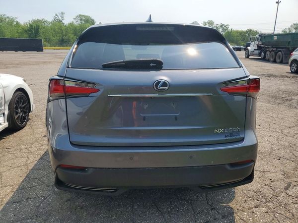 2015 LEXUS NX 300h Luxury