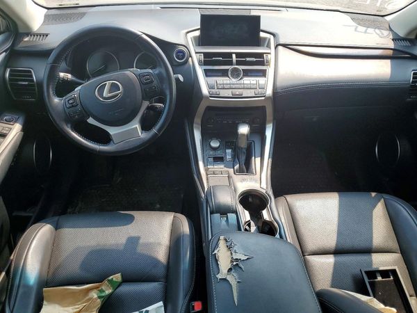 2015 LEXUS NX 300h Luxury