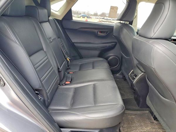 2015 LEXUS NX 300h Luxury