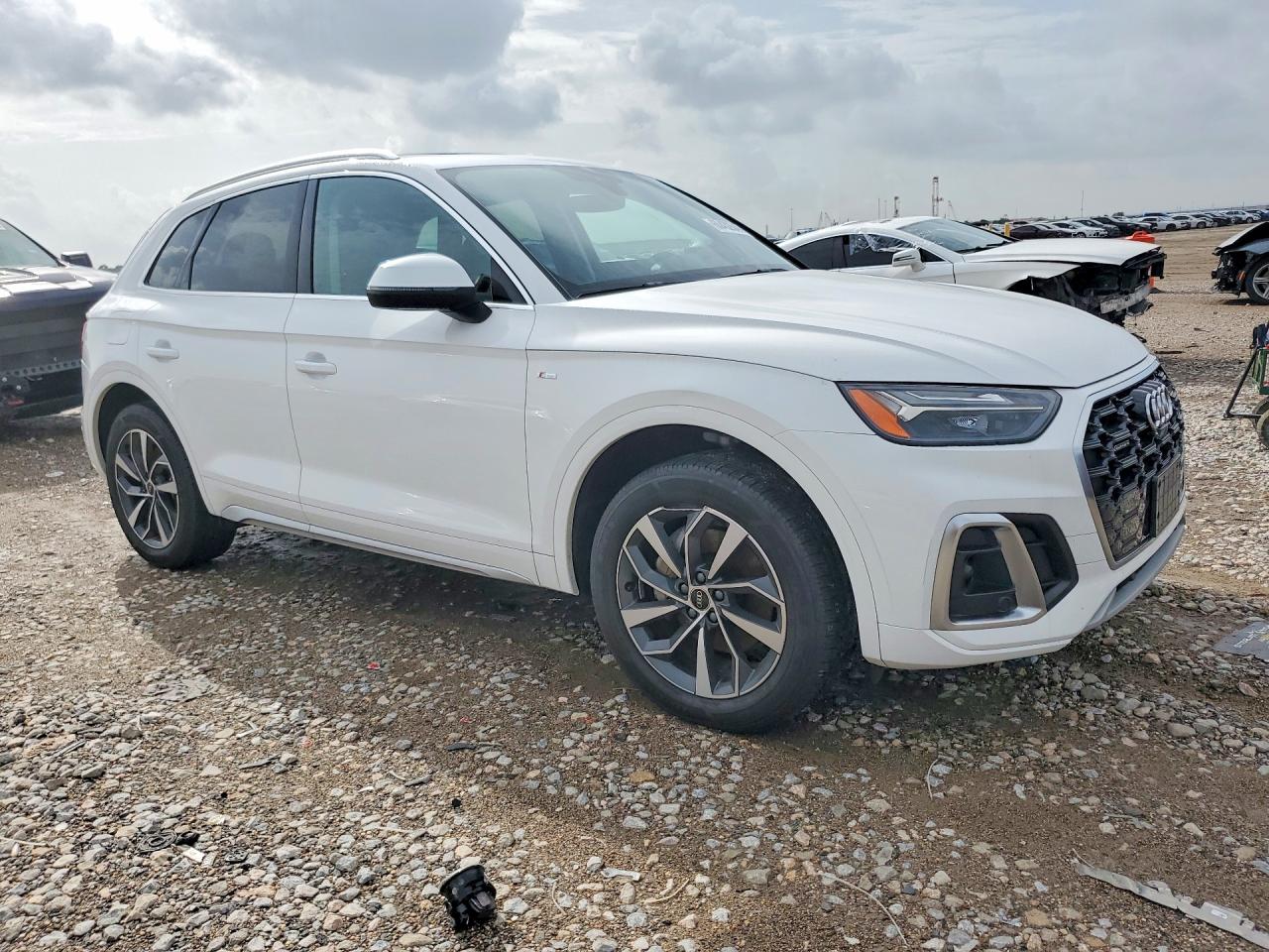 2023 AUDI Q5