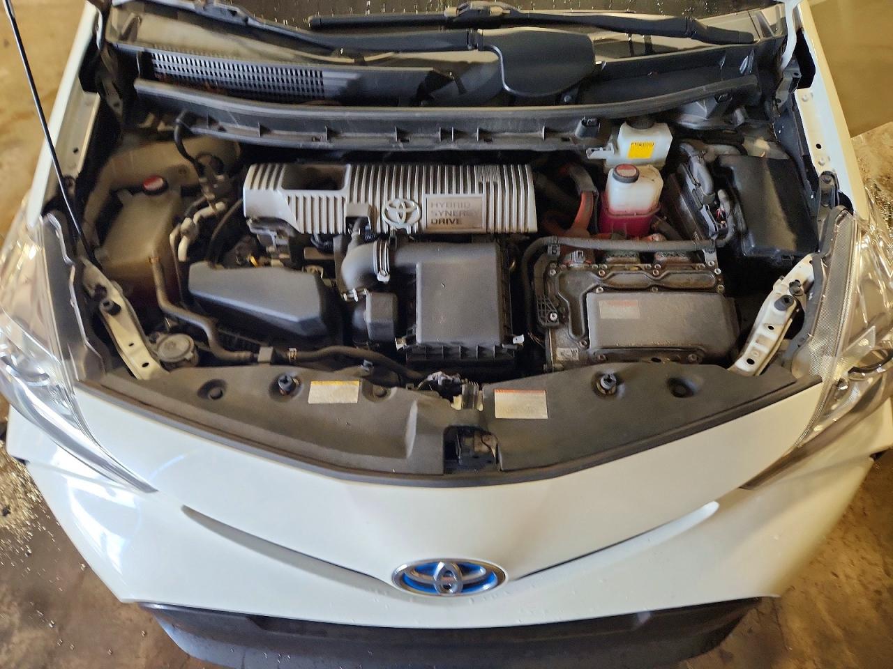 2016 TOYOTA PRIUS V