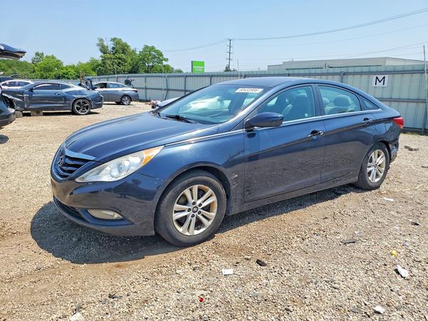 2013 HYUNDAI SONATA GLS/ GLS Popular