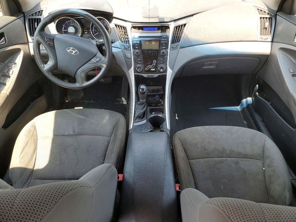 2013 HYUNDAI SONATA GLS/ GLS Popular