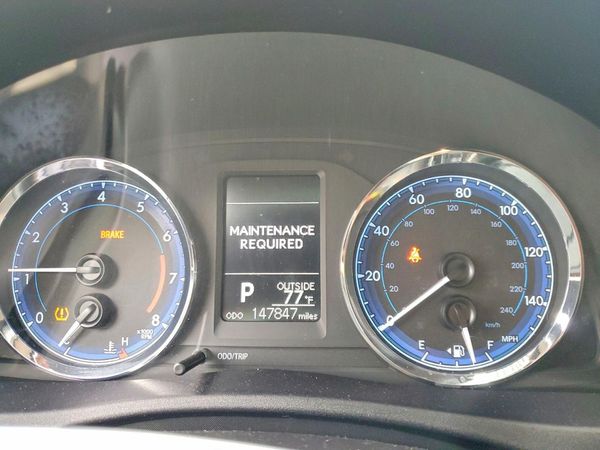 2017 TOYOTA COROLLA