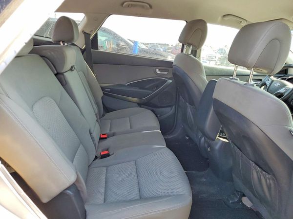2017 HYUNDAI SANTA FE GI