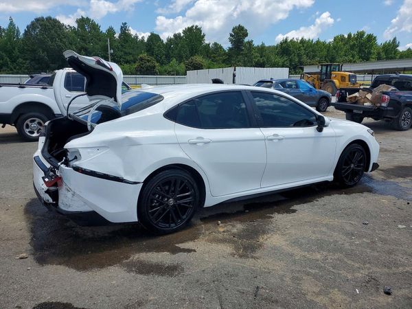 2025 TOYOTA CAMRY