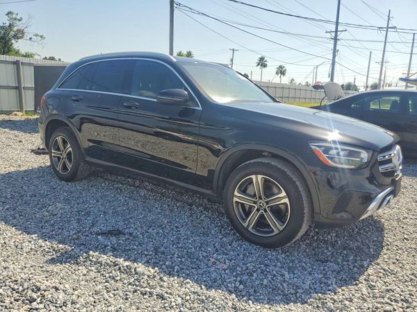 2020 MERCEDES-BENZ GLC GLC300