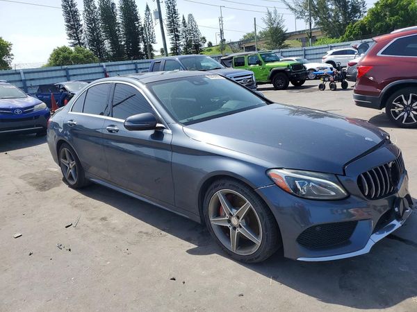 2016 MERCEDES-BENZ C