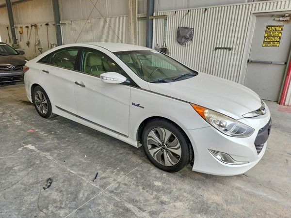 2013 HYUNDAI SONATA