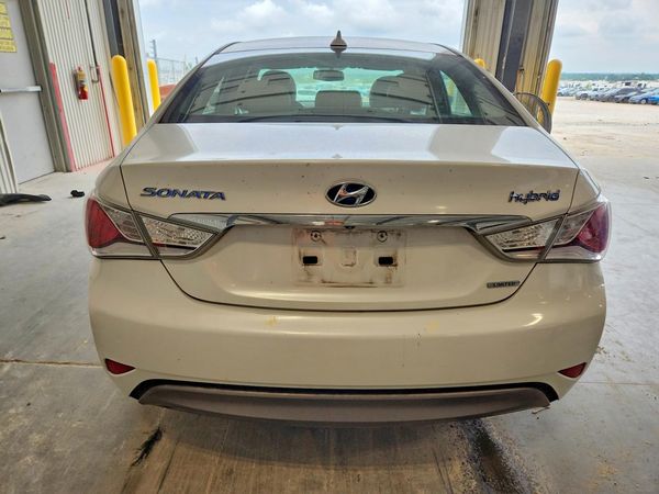 2013 HYUNDAI SONATA