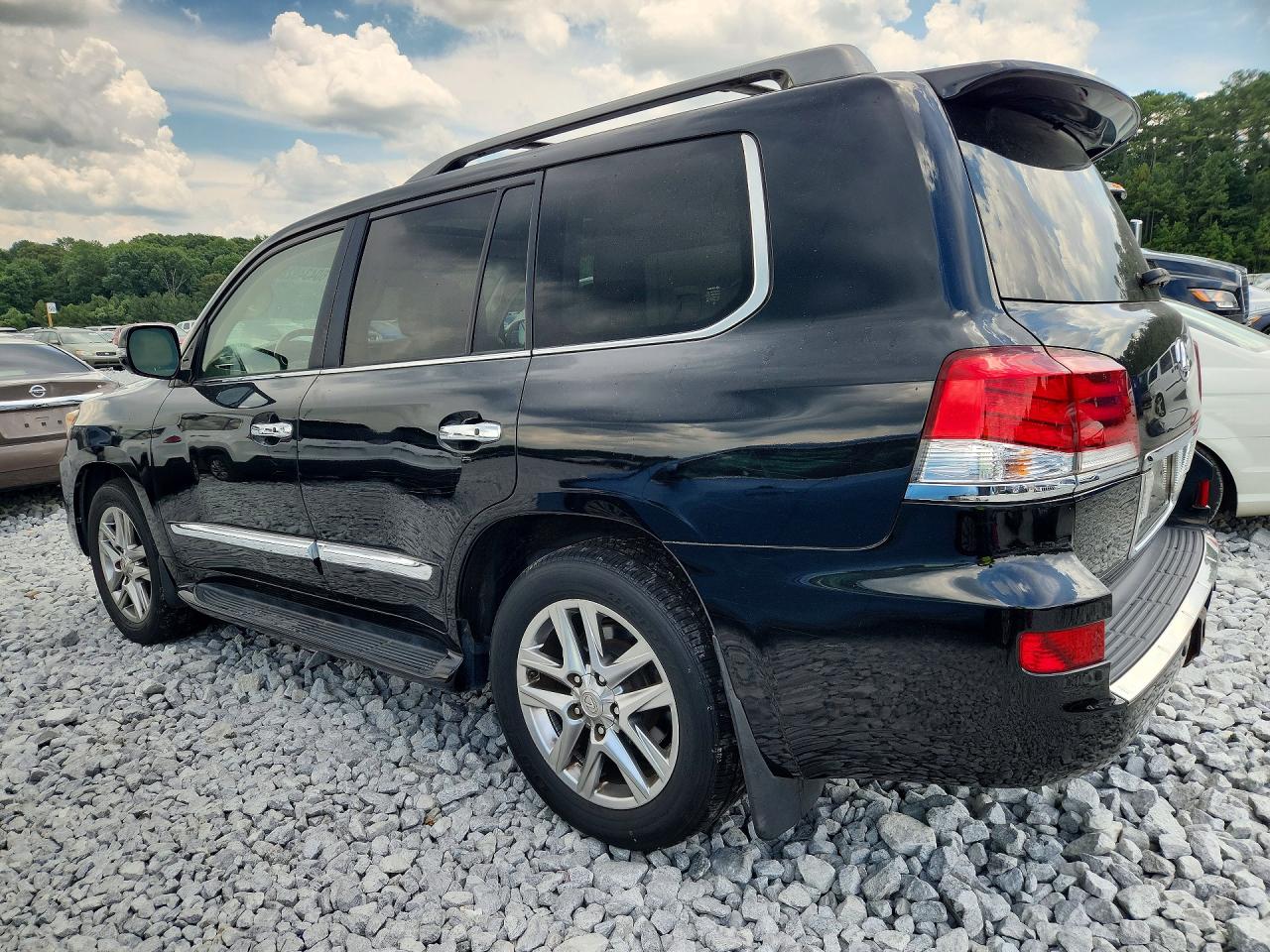 2013 LEXUS LX 570
