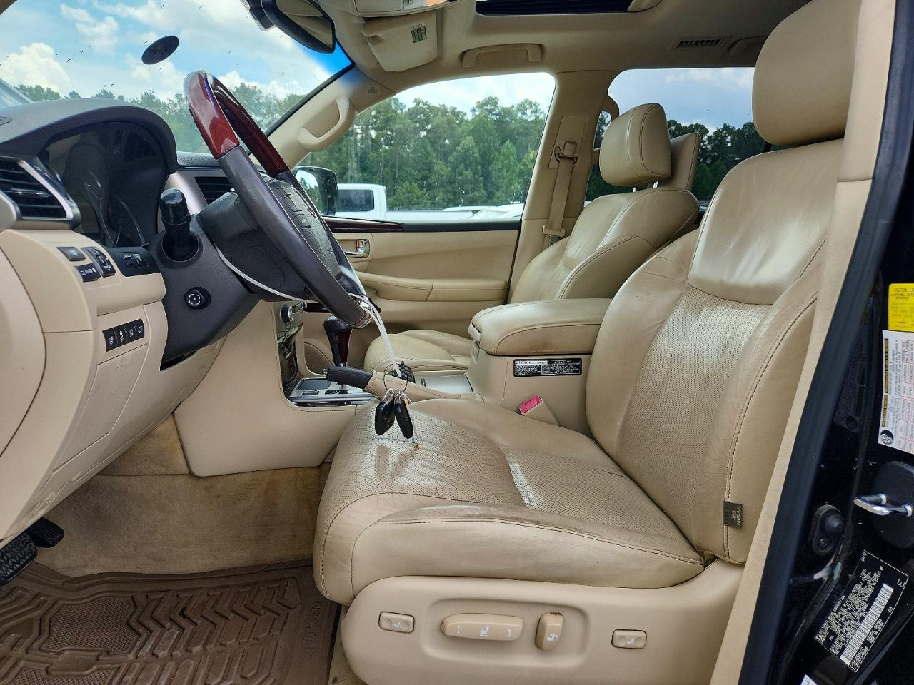 2013 LEXUS LX 570