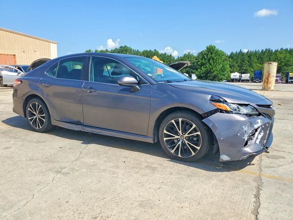 2020 TOYOTA CAMRY