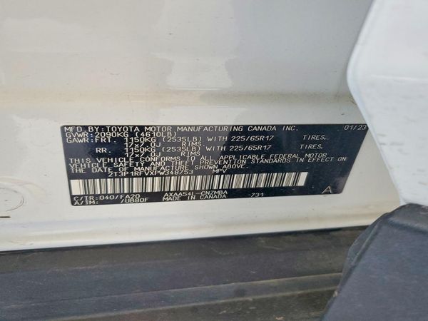 2023 TOYOTA RAV4 XLE