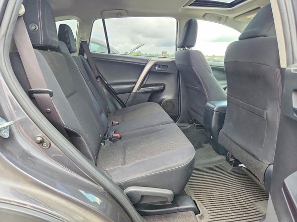 2016 TOYOTA RAV4 XLE (M Grade)