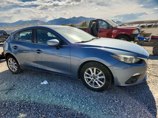 2015 MAZDA 3