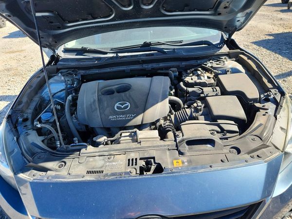 2015 MAZDA 3