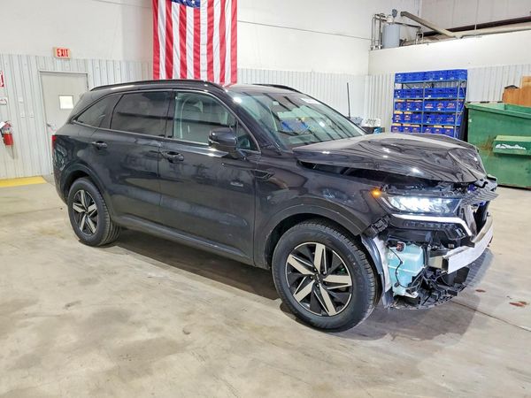 2023 KIA SORENTO S