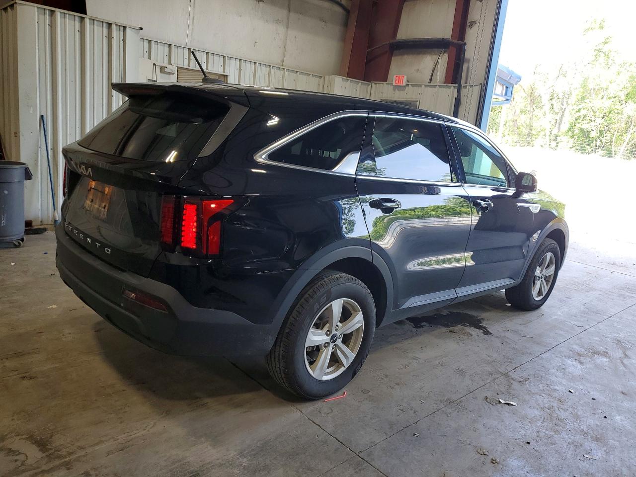 2022 KIA SORENTO LX