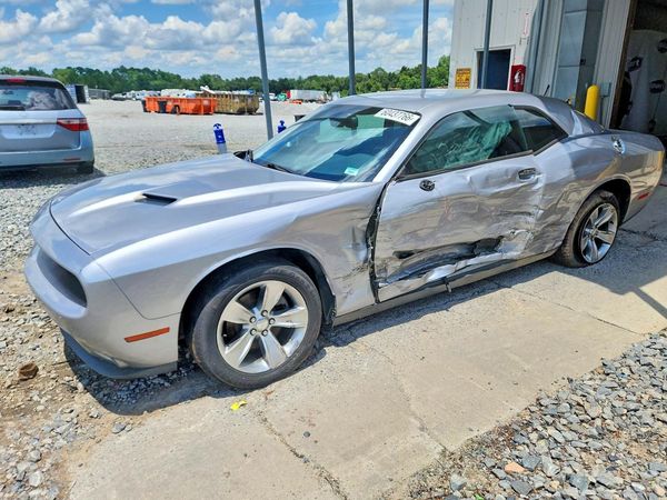 2015 DODGE CHALLENGER SXT