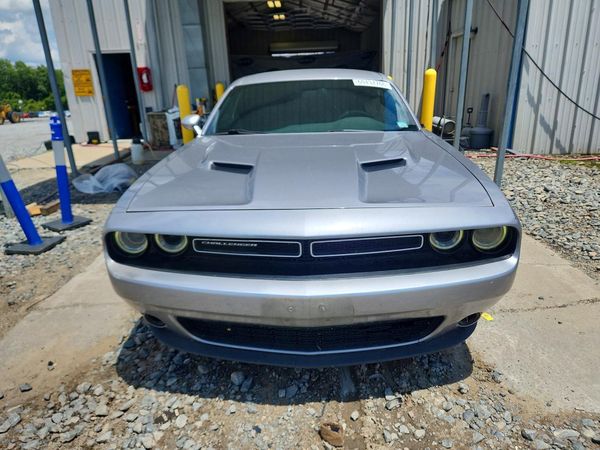 2015 DODGE CHALLENGER SXT