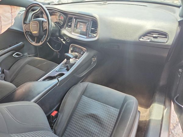 2015 DODGE CHALLENGER SXT