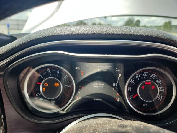 2015 DODGE CHALLENGER SXT