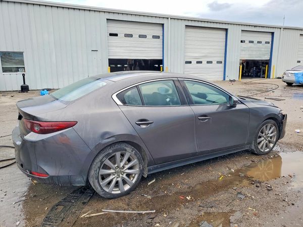 2021 MAZDA 3