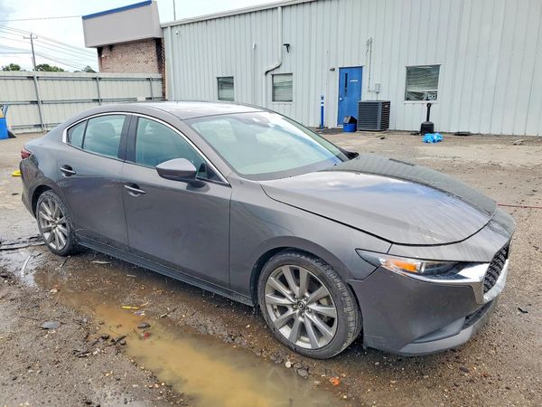 2021 MAZDA 3