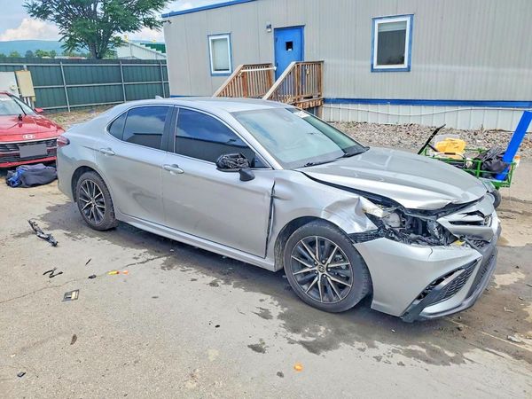 2021 TOYOTA CAMRY