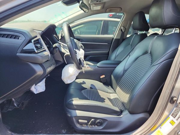 2021 TOYOTA CAMRY