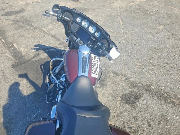 2022 HARLEY-DAVIDSON FL