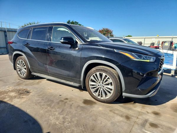 2021 TOYOTA HIGHLANDER Platinum