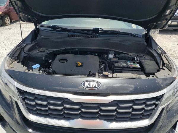 2021 KIA SELTOS LX