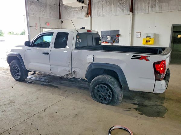 2022 TOYOTA TACOMA SR5