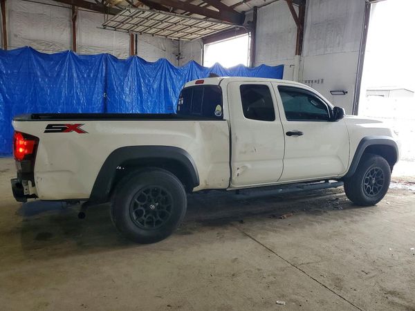 2022 TOYOTA TACOMA SR5