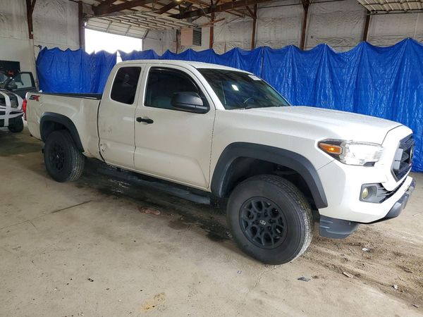 2022 TOYOTA TACOMA SR5