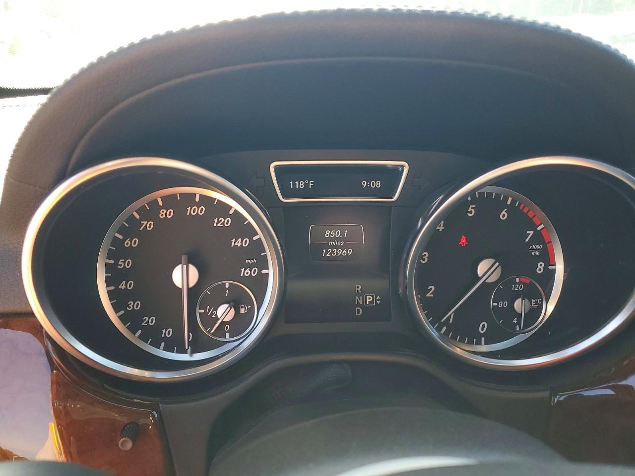 2014 MERCEDES-BENZ ML ML550 4-MATIC