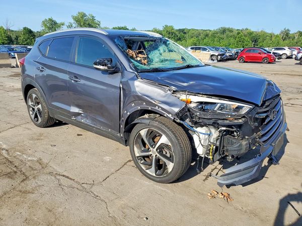 2016 HYUNDAI TUCSON