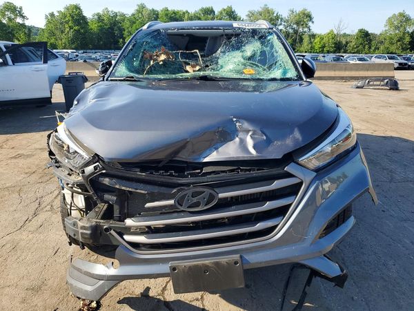 2016 HYUNDAI TUCSON