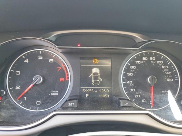 2013 AUDI A4 quattro Premium