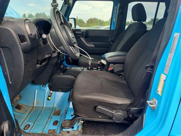 2017 JEEP WRANGLER UNLIMITED SPORT 4X4