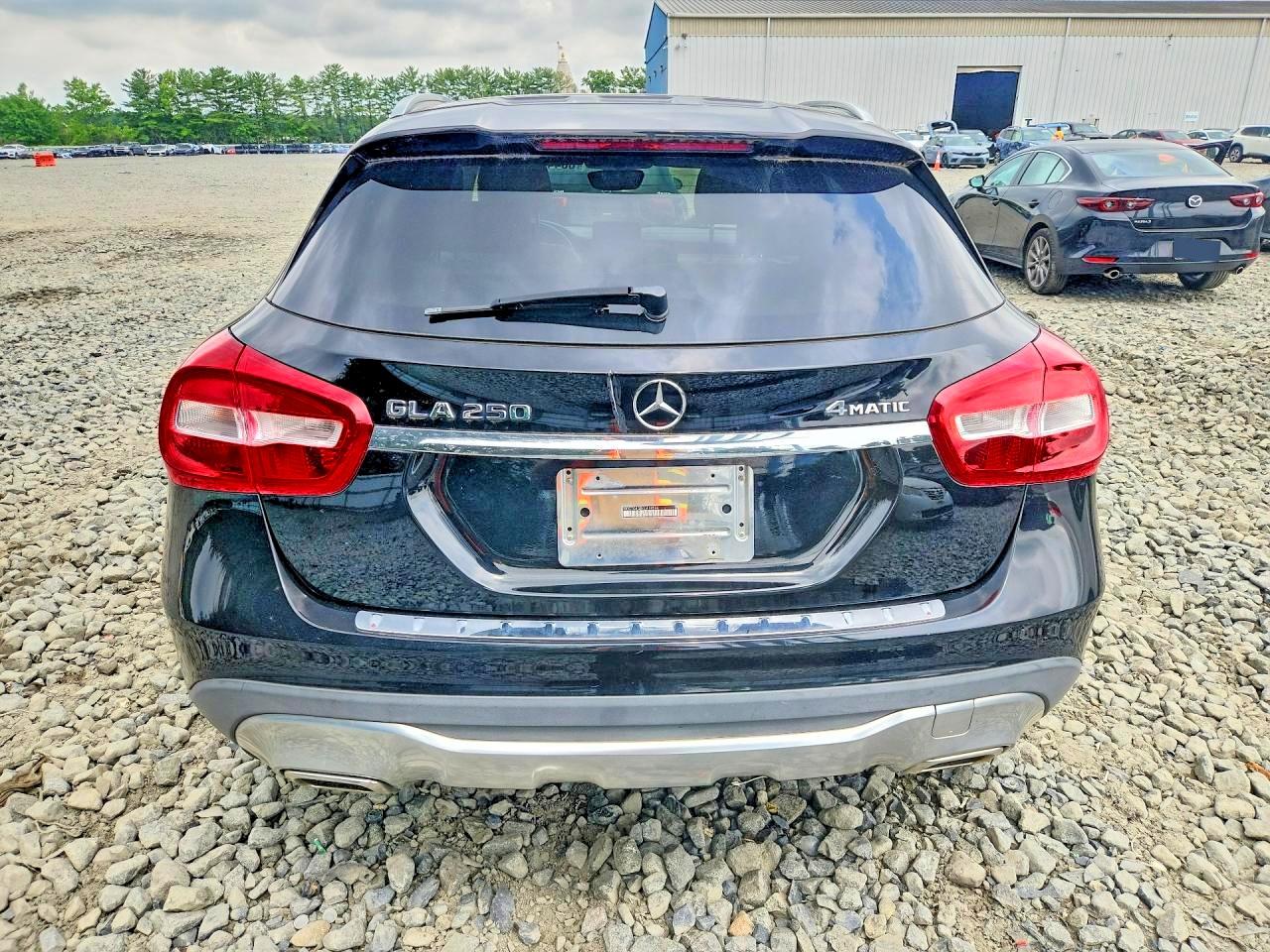 2018 MERCEDES-BENZ GLA GLA250-4M
